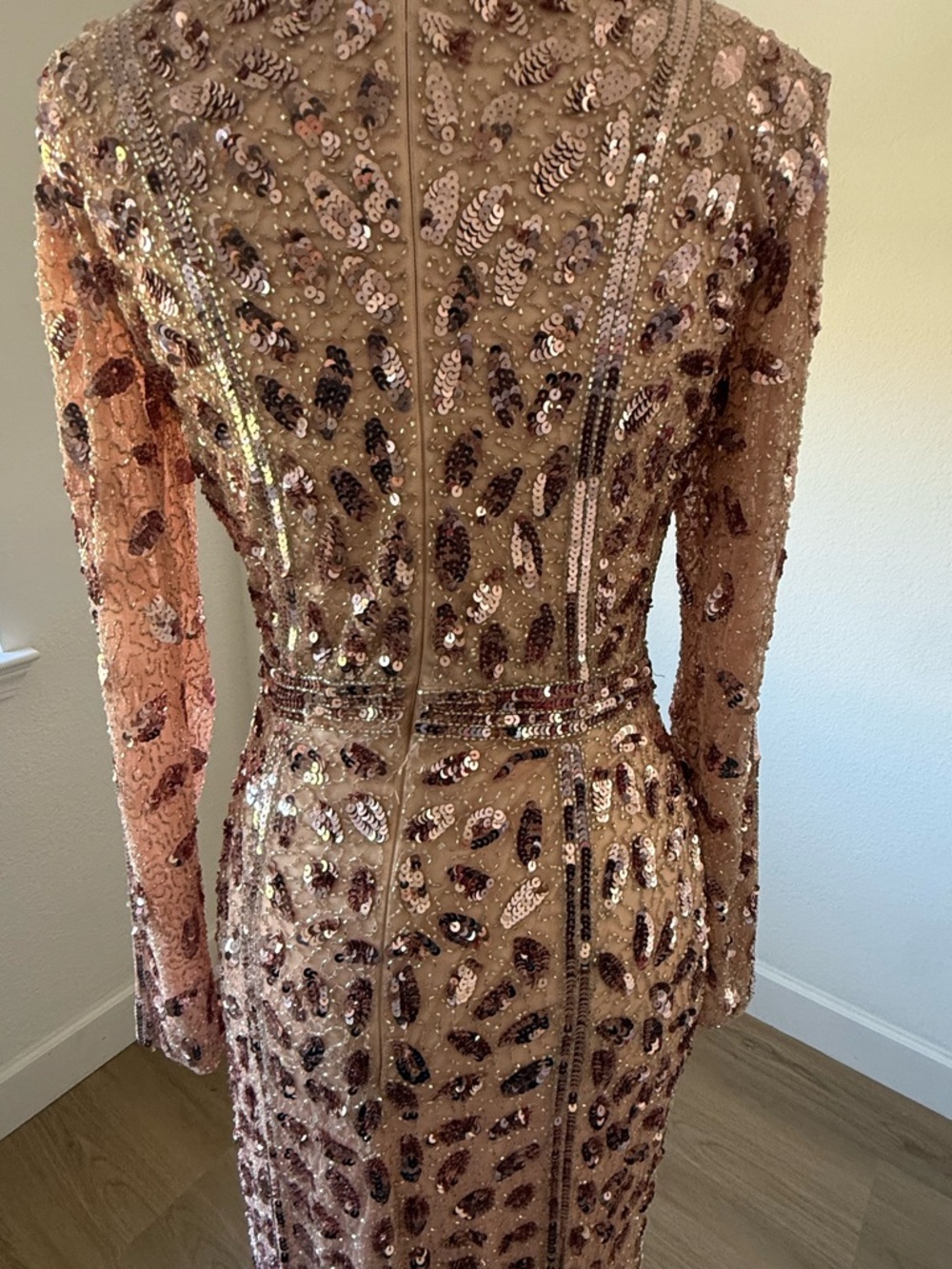 Mac Duggal Rose Gold Sequin V-Neck Long Sleeve Gown - Picture 4 of 6